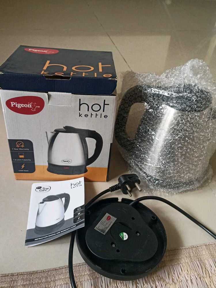 Pigeon Hot Kettle - Brand new