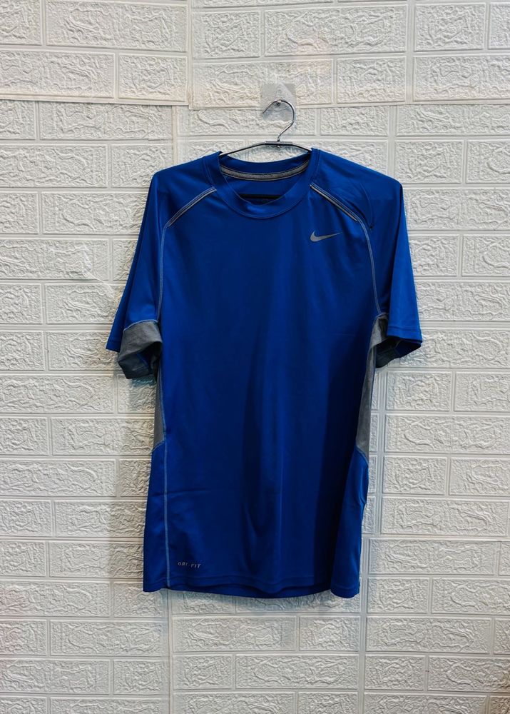 🇺🇸Nike Pro Imported T-shirt