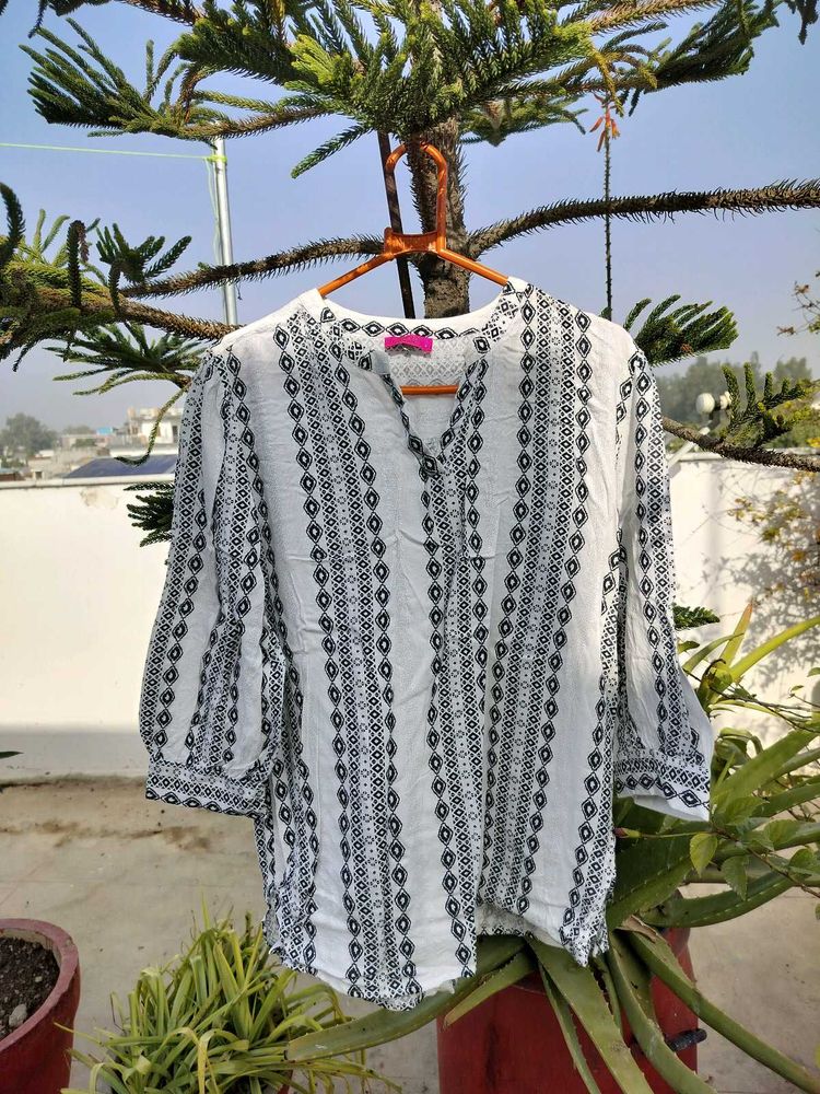 White Patterned V-Neck Top