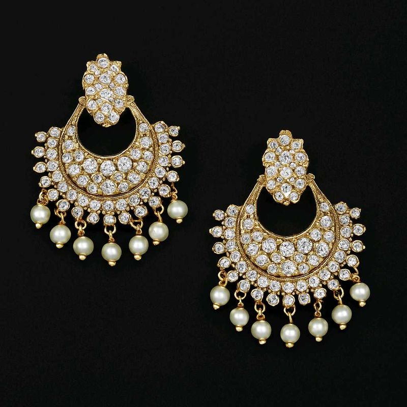 Earings With Mang Tikka