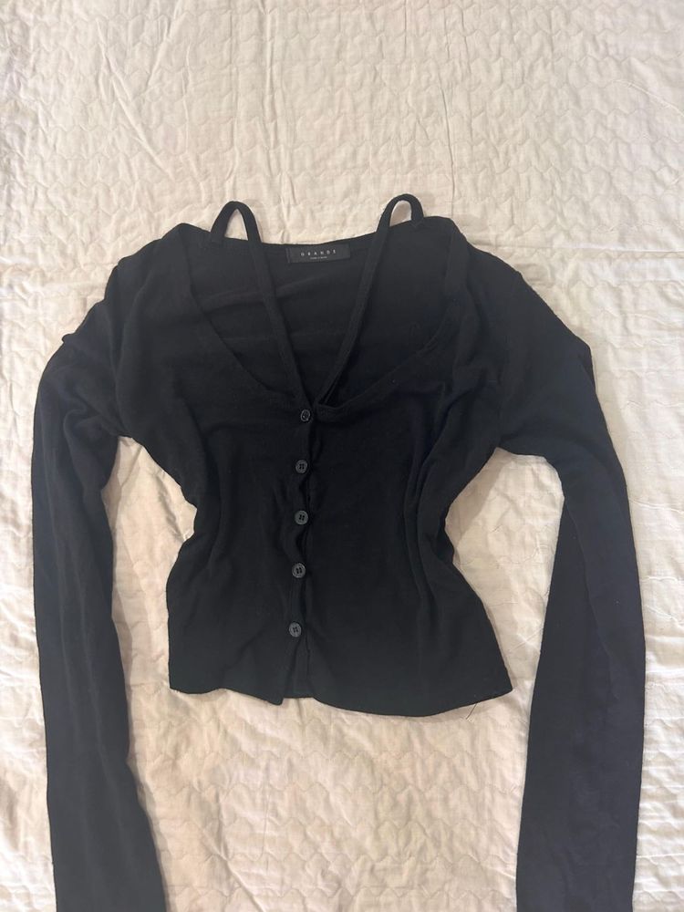 Black Cropped Top
