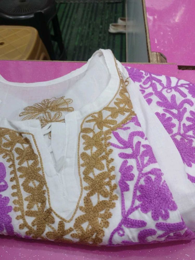 Lakhnawi Kurti