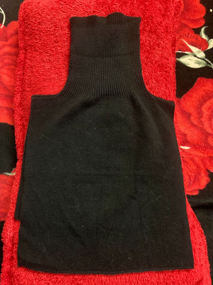 Black Knit Turtleneck Dickie