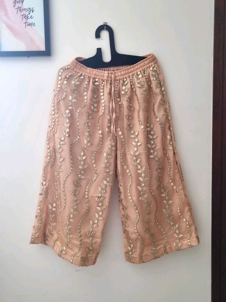 GORGEOUS LOOSE PANTS