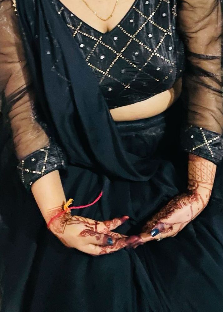 Elegant Black Lehnga Choli Nd Duppata