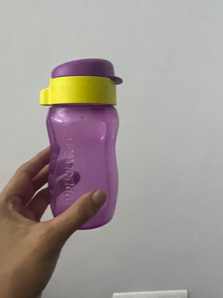 Tupperware baby Sipper