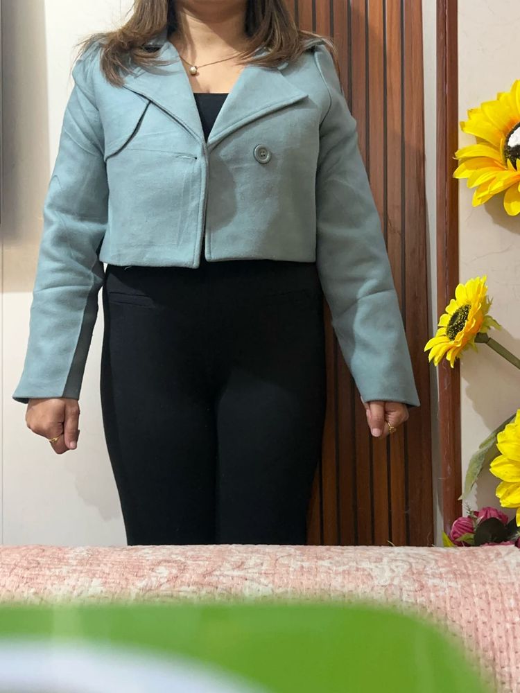 Stylish Cropped Jacket
