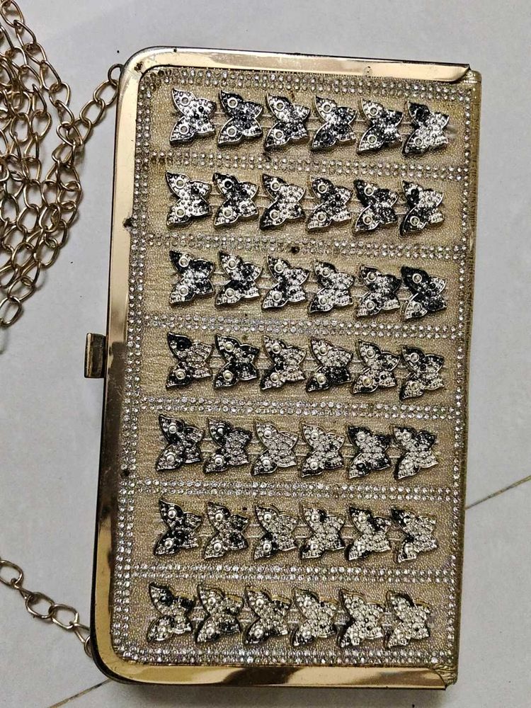 Butterfly Clutch