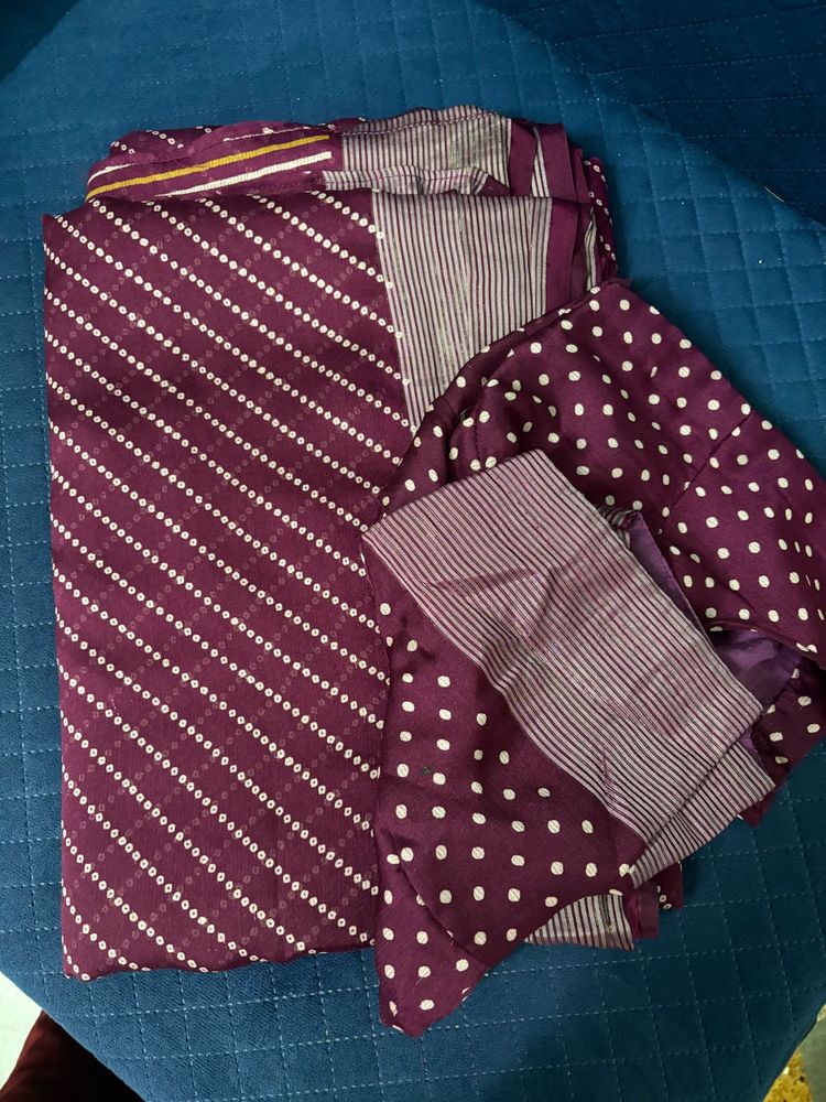 beautiful magenta saree with blouse