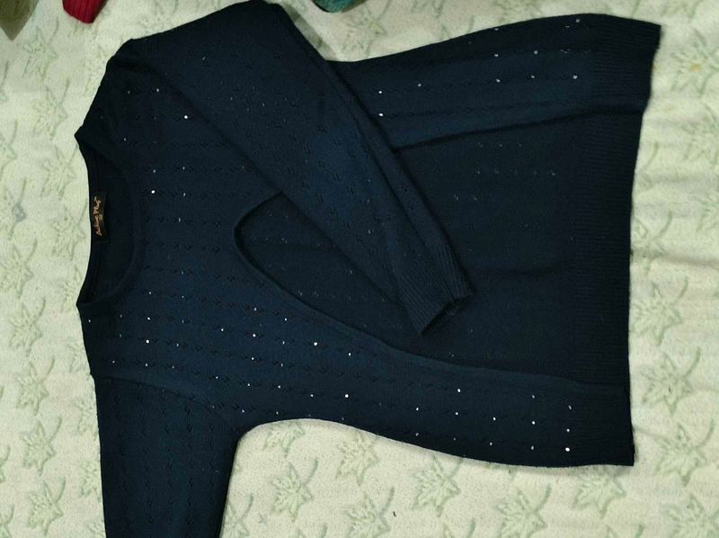 Navy embellished knit sweater 2 set top