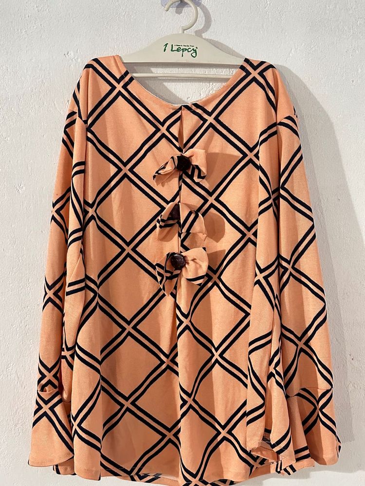 Peach &amp; Black Patterned Top and free T-shirt