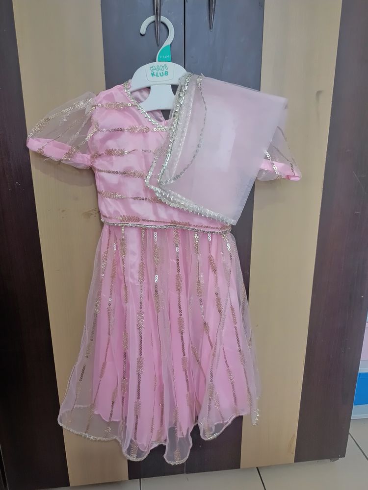 Bacche Log Ka Lehenga