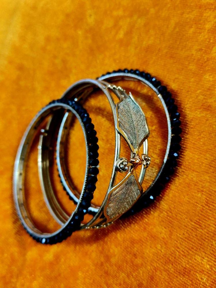 Minimal Bangle Set