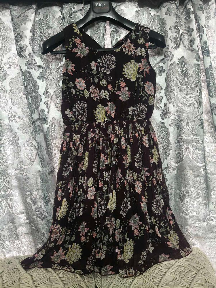Floral Print Dress sleeveless