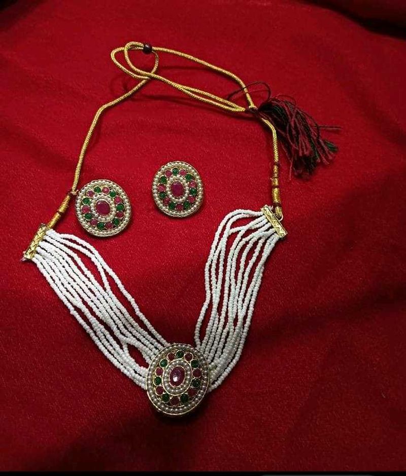 Vintage Style Necklace &amp; Earring Set