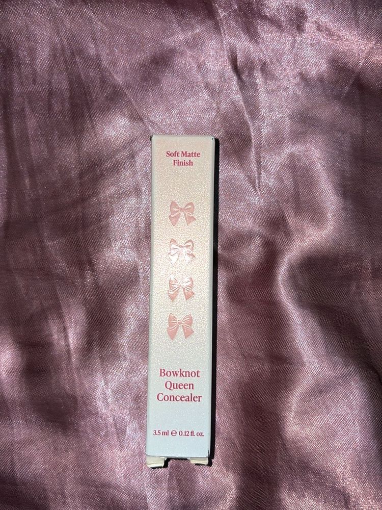 Miniso Bowknot Queen Concealer 💋😃