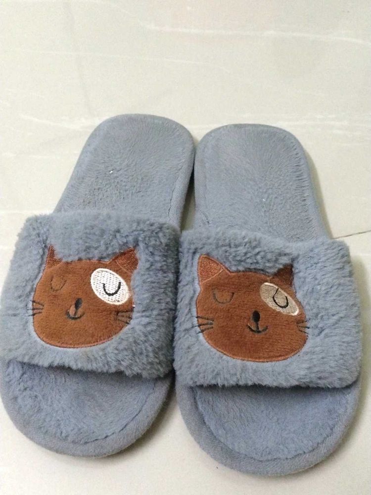 Cute Slippers From UAE