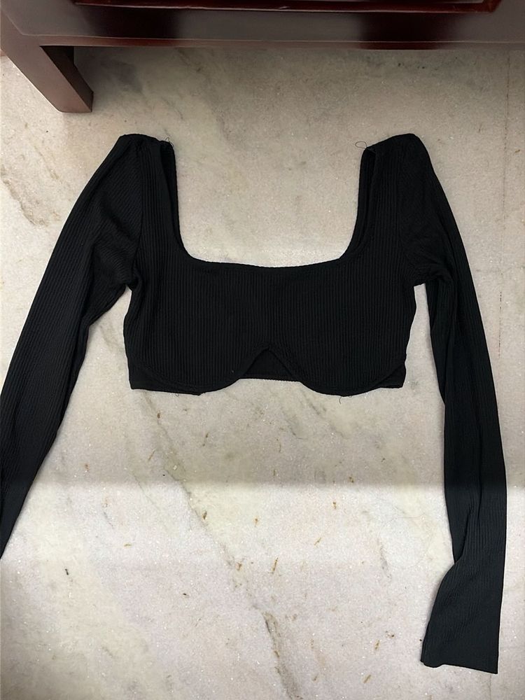 Ribbed Black Long Sleeve Crop Top S size
