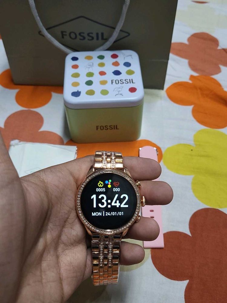 Fossil Smartwatch For Women