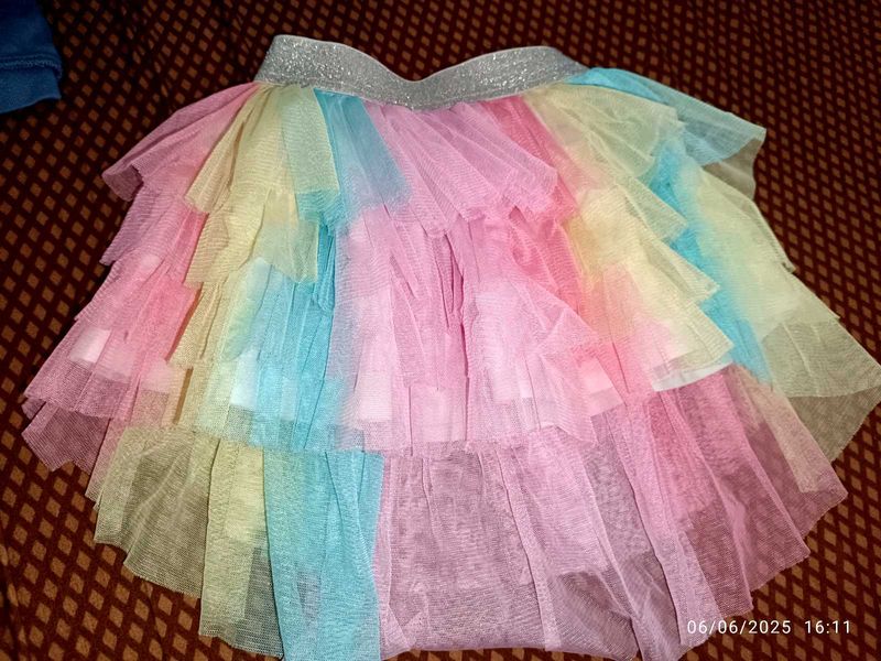 2-4 Age Girl Skirt/unicorn Colour