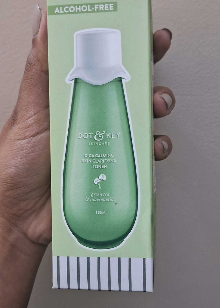 Dot &amp; Key Cica Calming Toner