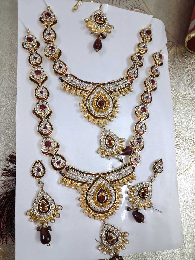 Elegant Indian Jewelry Set
