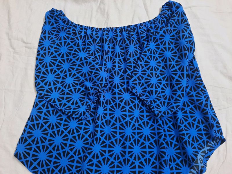 Combo🔷️ Crop And Tshirt