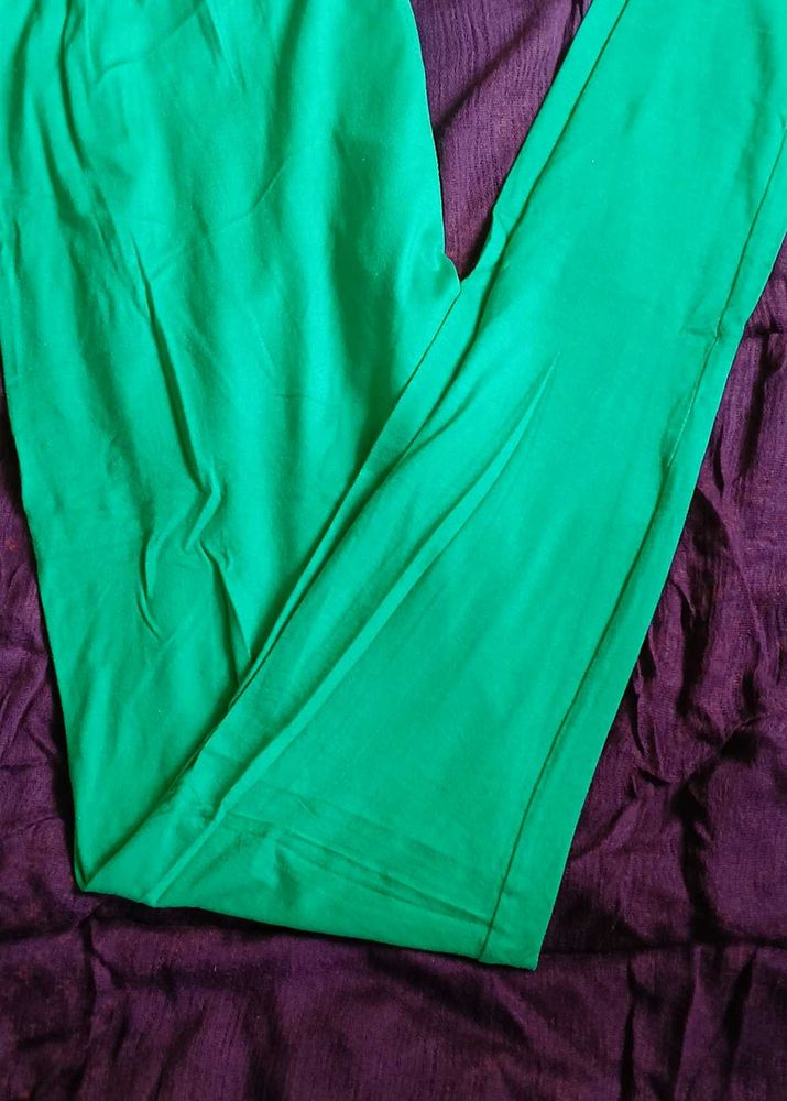 Green Casual Leggings