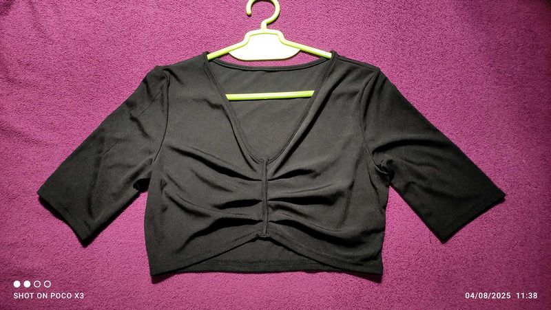 Simplicity Pullover Crop Top