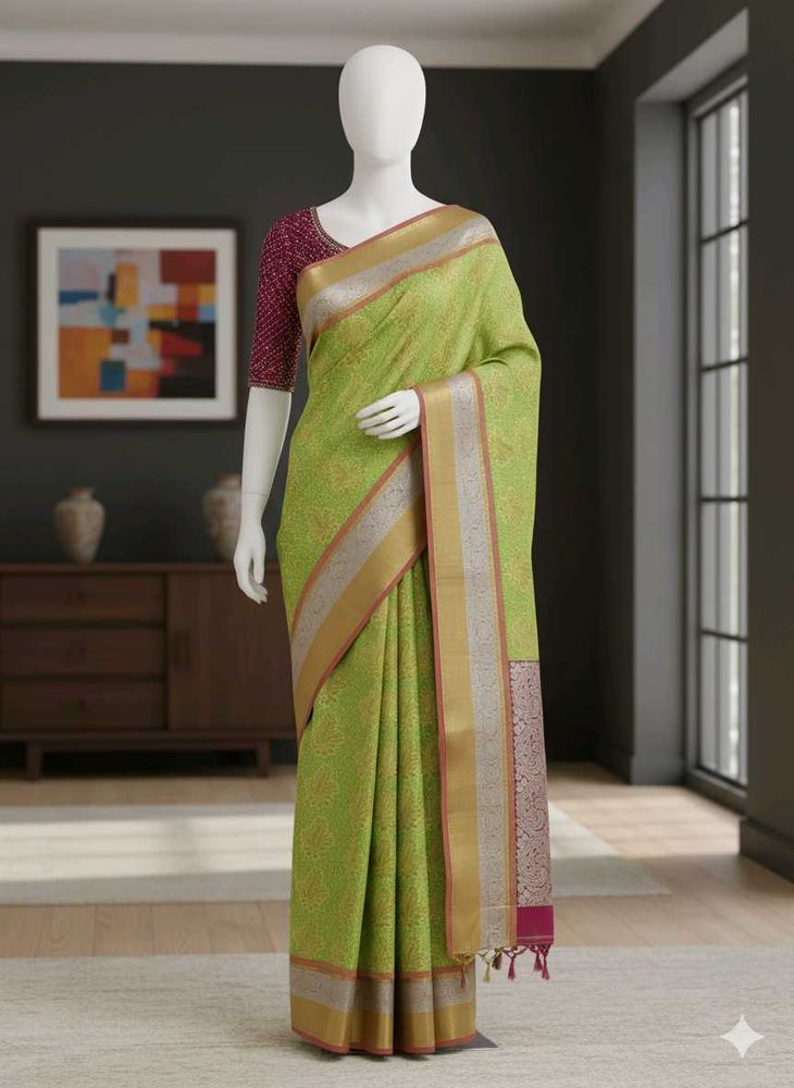 Elegant Green original  paatu Saree
