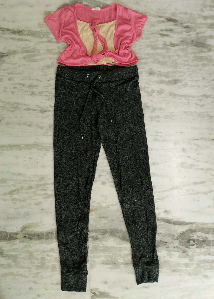 combo of jeggi+crop top+  jacket