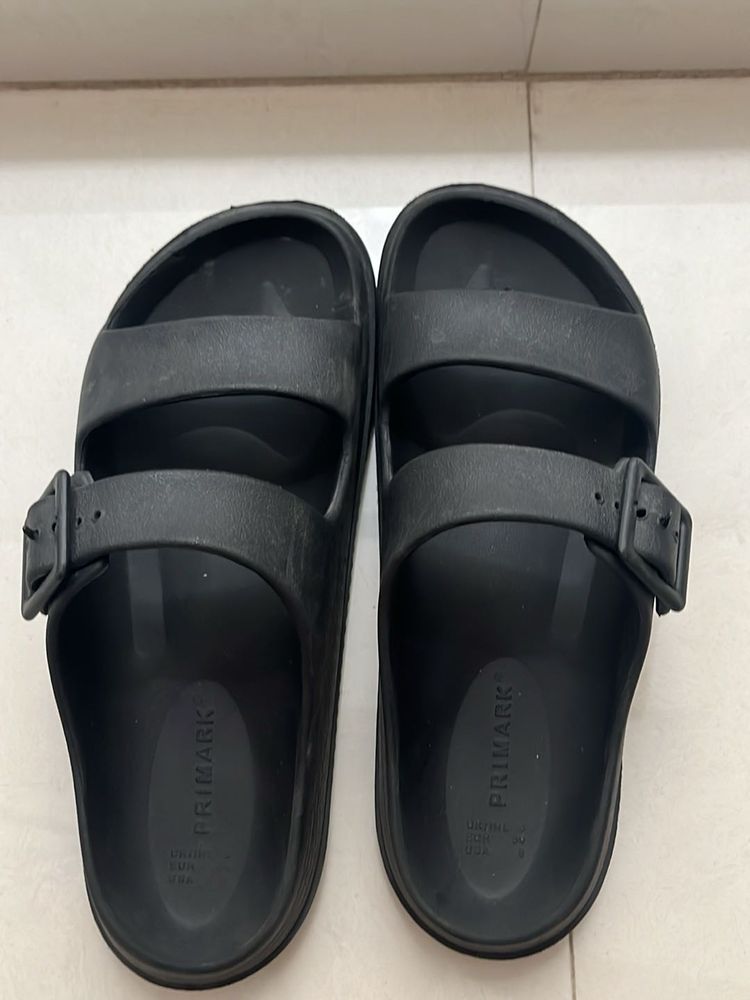 Essential Black Sliders