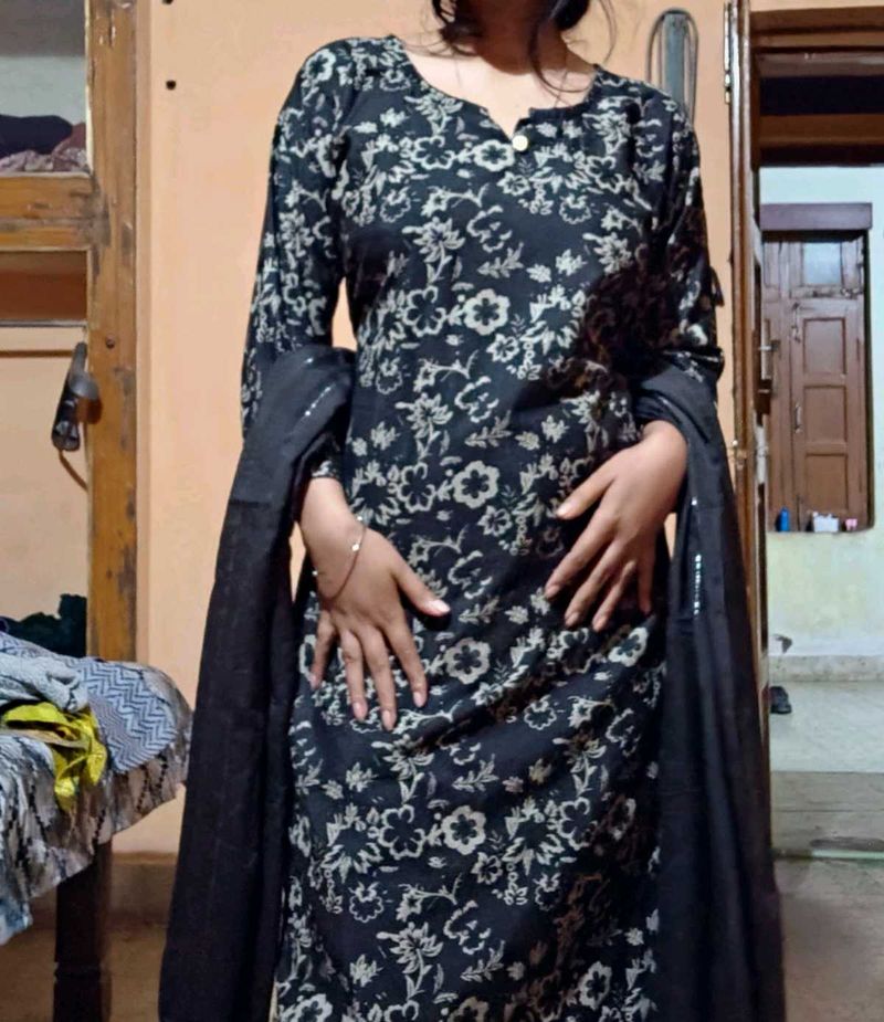 Floral Print Kurta with Dupatta and pant