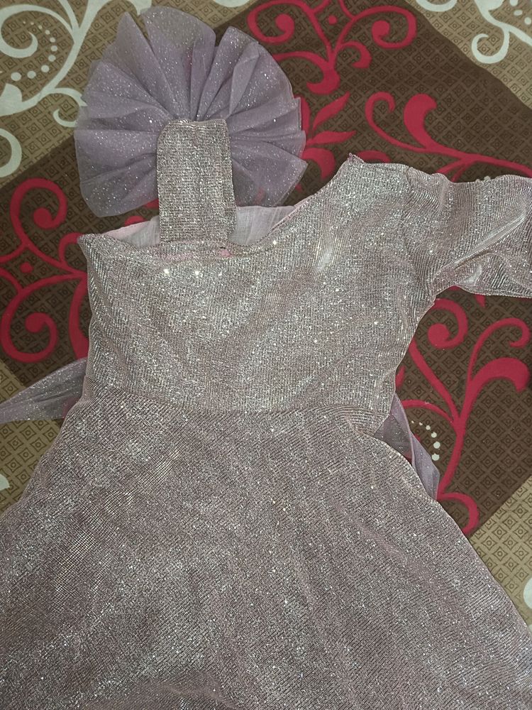Unique Trendy Baby Girl Stylish Frock .