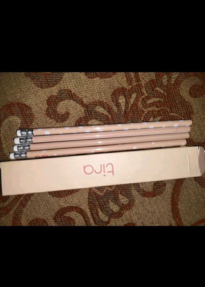 Tira  Pencil Set