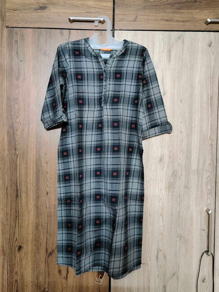 Gerua Black And Grey Kurti