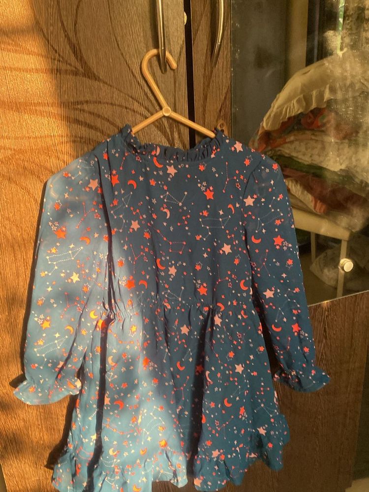 Green Dress - 4 To 5 Age Kid