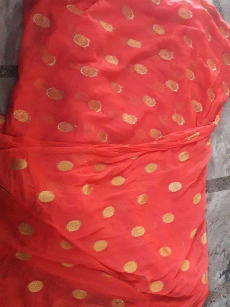 ऑरेंज और गोल्ड बांधनी ड्रेस मटेरियल