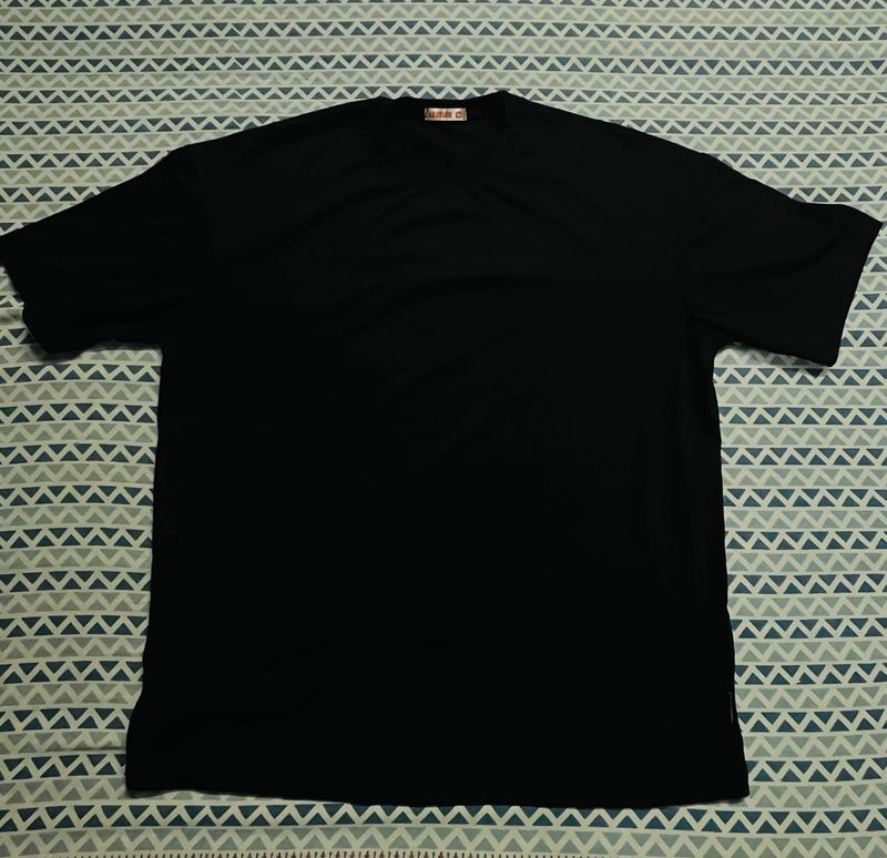 Black Oversized Tee