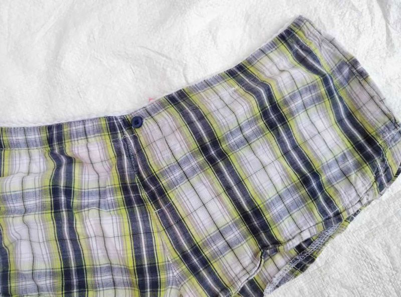 🎁Buy 2 Get 1 item worth Rs.99 free 🎁Plaid Boxer