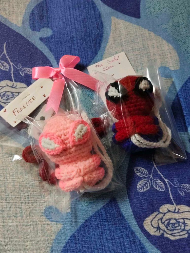 crochet spiderman charm ✨ 🧶