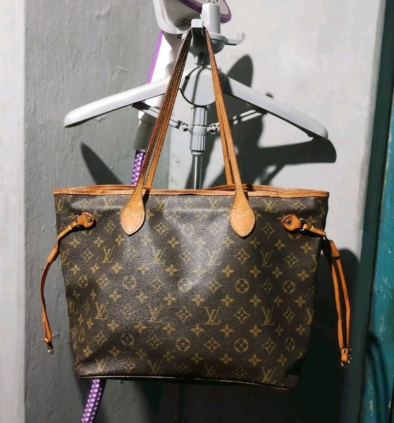 Louis Vuitton Neverfull MM