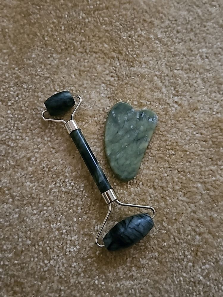 Gua Sha And Face Roller