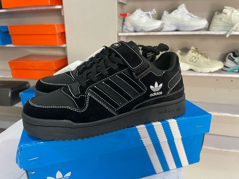 Adidas Forum Low Black