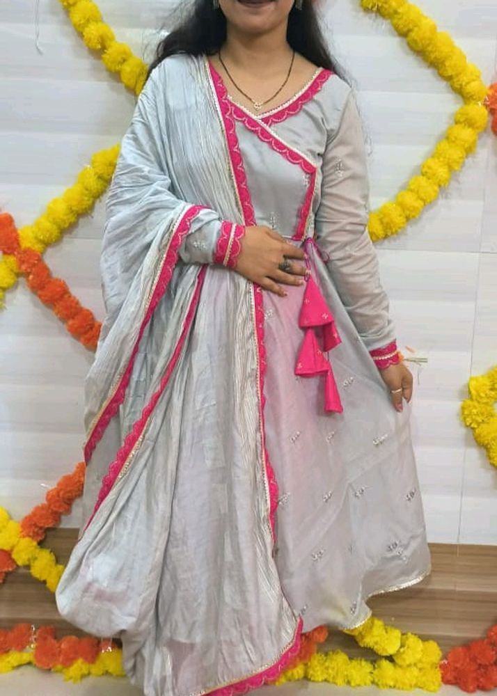 Design And  Stitched Kurti Pair With