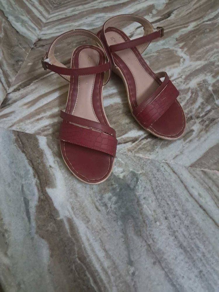 Branded Khadim Red Wedges