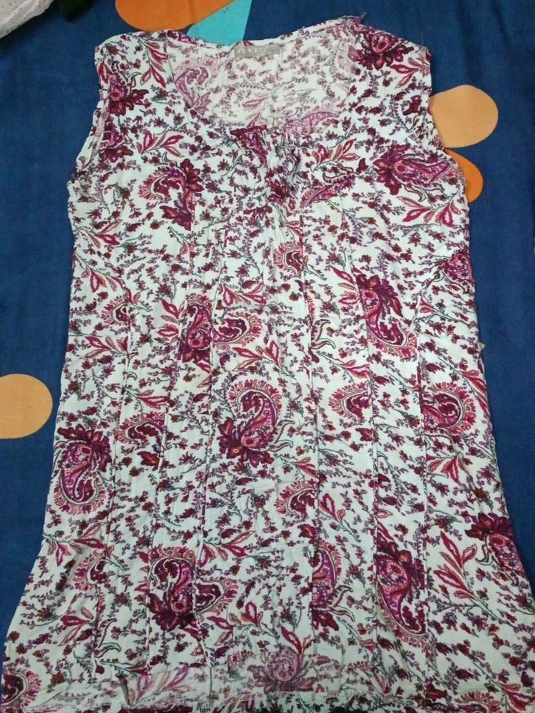 Paisley Print Sleeveless Top