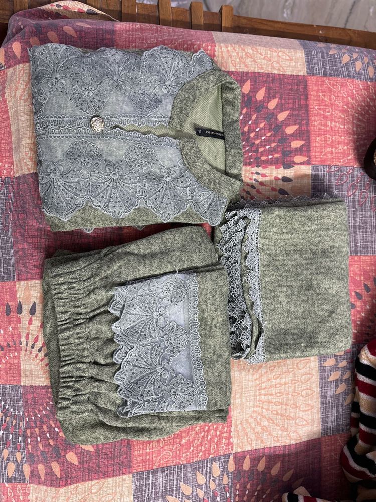 Woollen Green Suit With Shawl