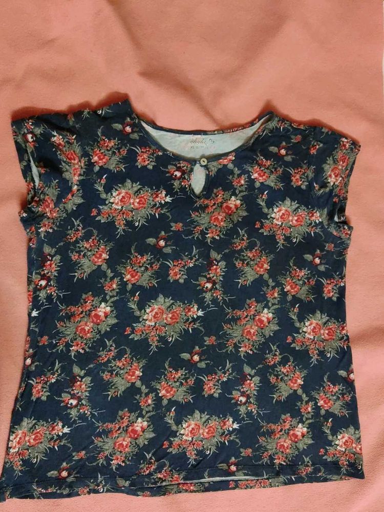 Ladies Top