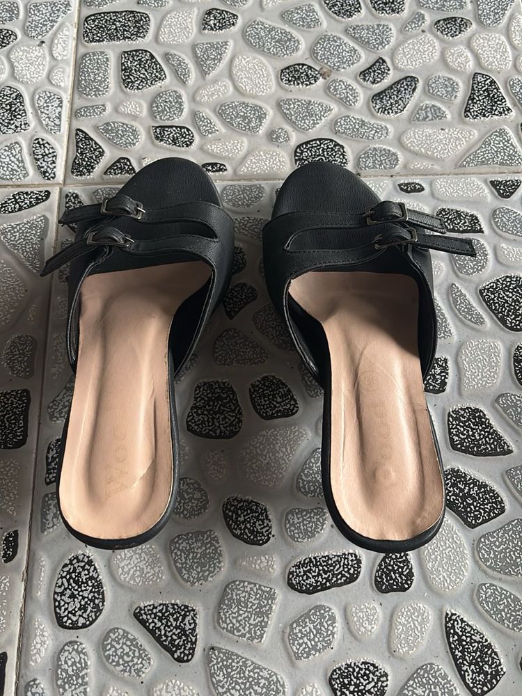 Black Mini Heel